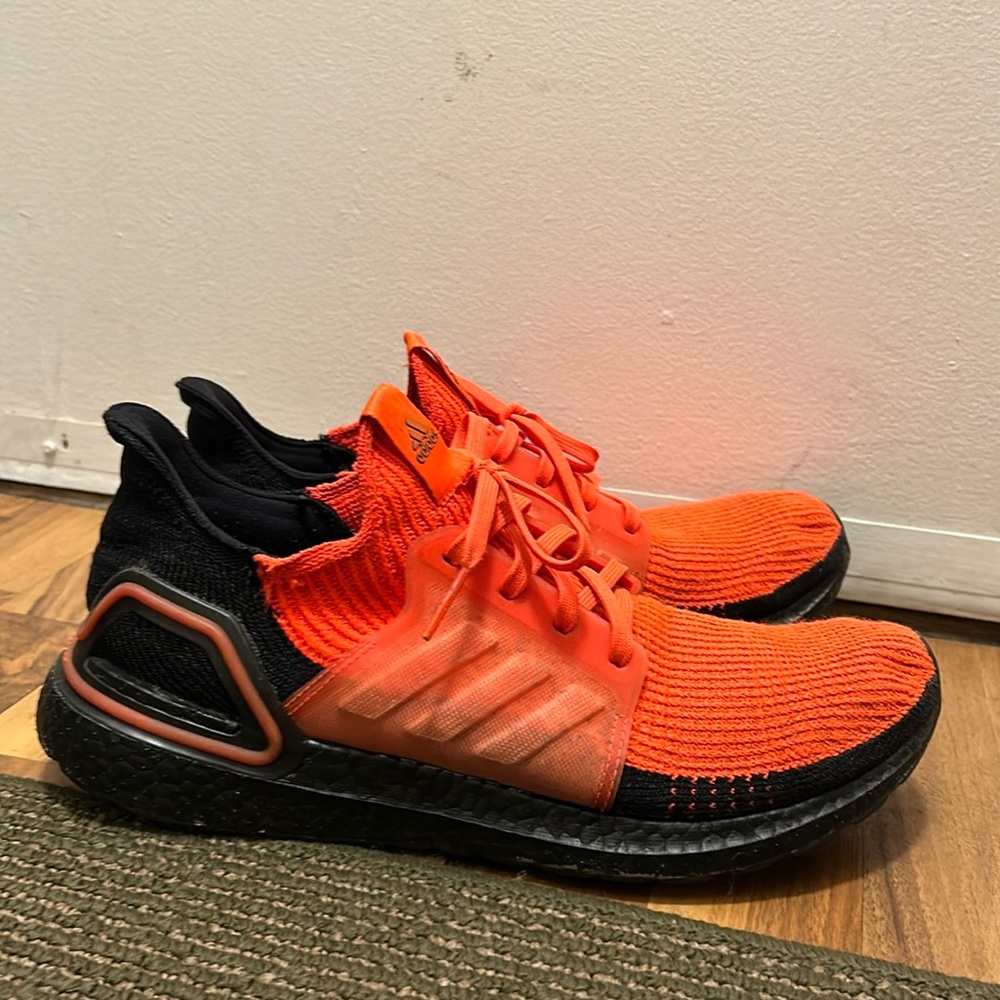 Adidas Ultra Boost 19 Solar Red Core Black